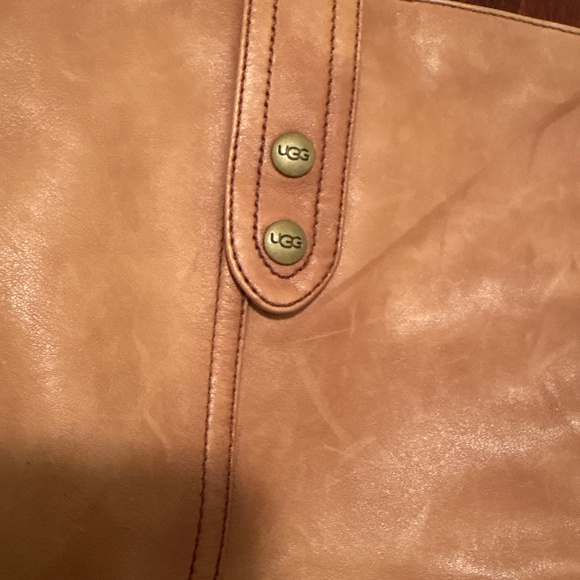 Ugg leather boots warm liking rubber sole with tread size - Picture 3 of 9